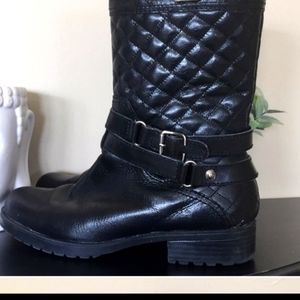 NWOT.  Anne Klein Mid Calf boots.  (890)